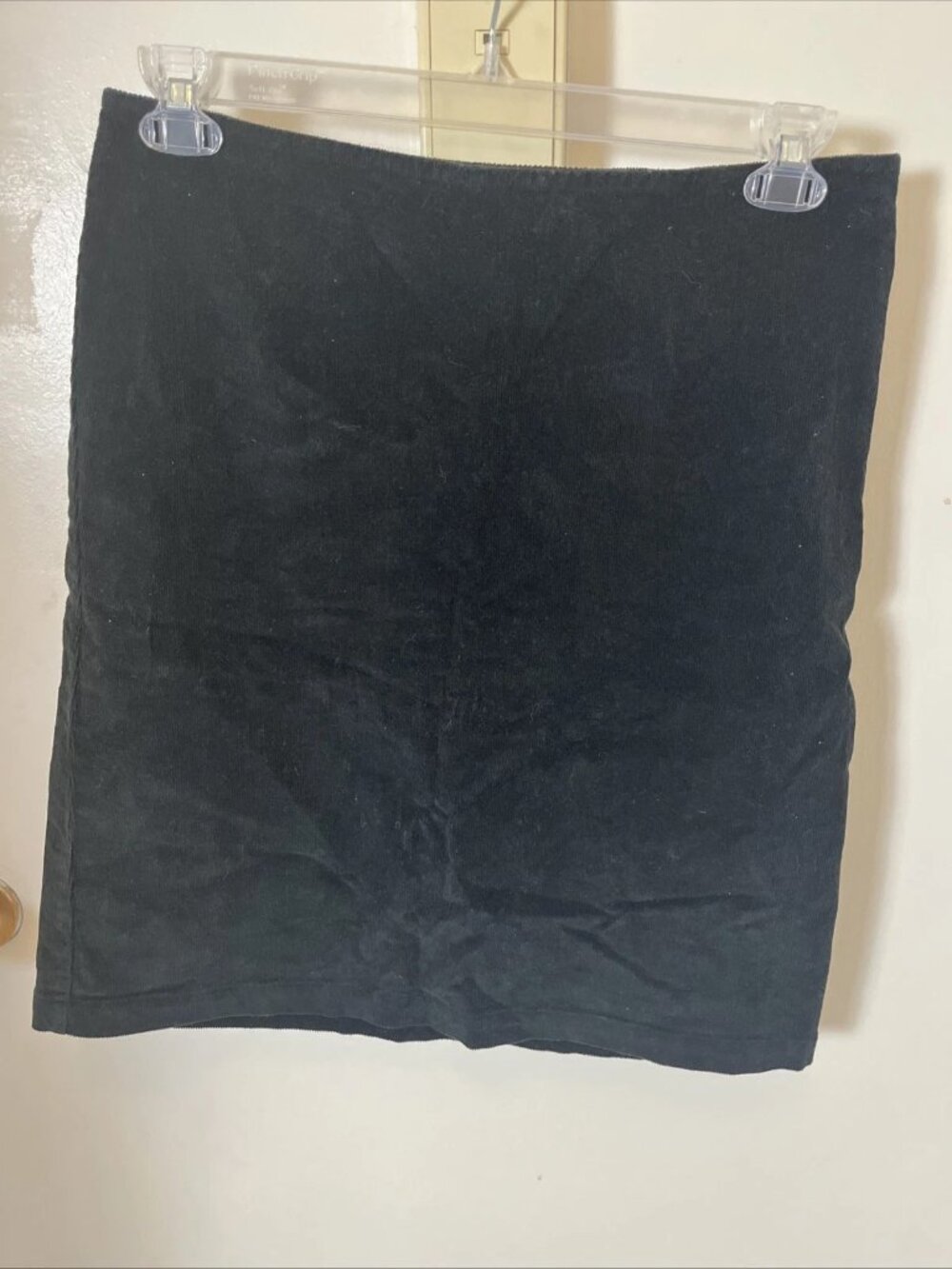Bloomingdale's Black Corduroy Skirt Size 8